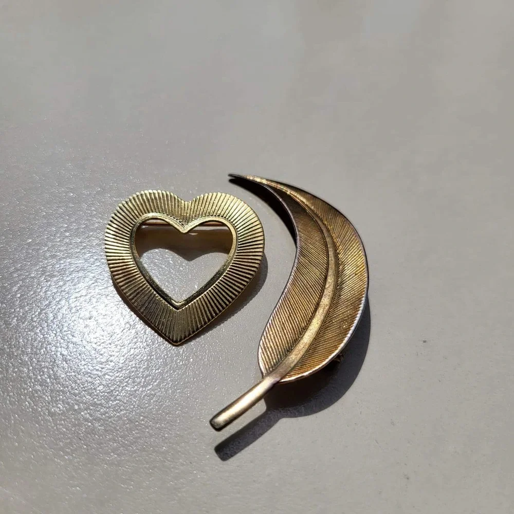 N/A vintage gold